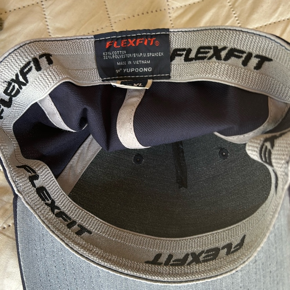Travis Mathew Hat - Picture 2 of 2